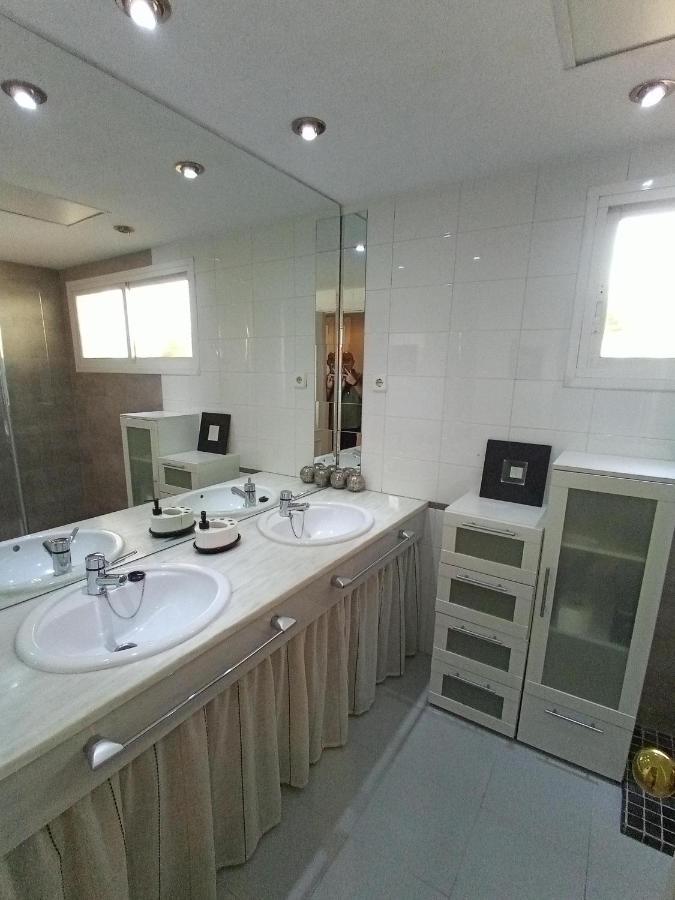 Cozy & Free Parking Appartement